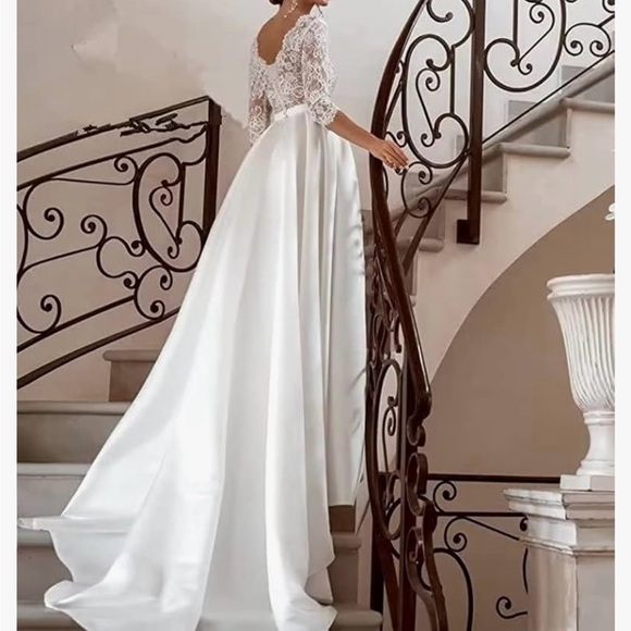 COPY - Wedding dress - Picture 2 of 2